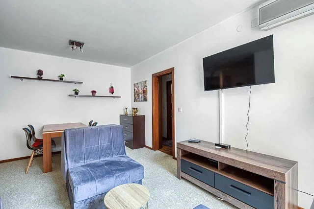 One-bedroom apartment in central Budva, 40 m² — photo 8